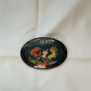 Russian Hand-Painted Oval Decorative Trinket brooch - Red & Yellow Horses